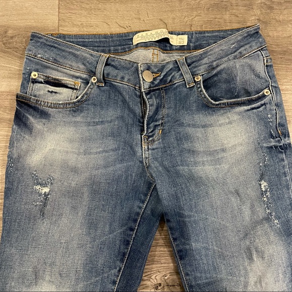 Zara Premium Aged Denim - slim fit - Picture 5 of 7
